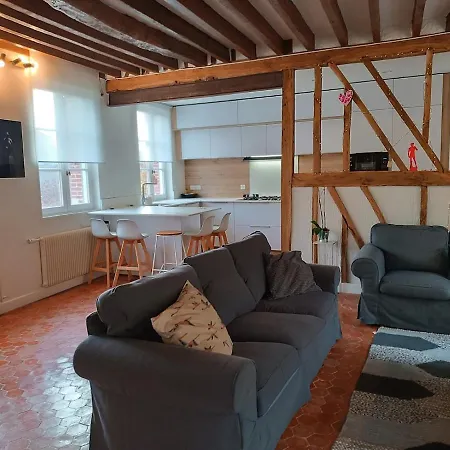 بيت للعطل House With Garden And Garage